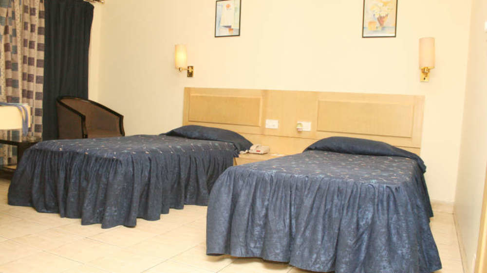 Vishwaratna Hotel Guwahati Eksteriør billede