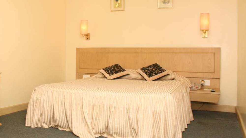 Vishwaratna Hotel Guwahati Eksteriør billede
