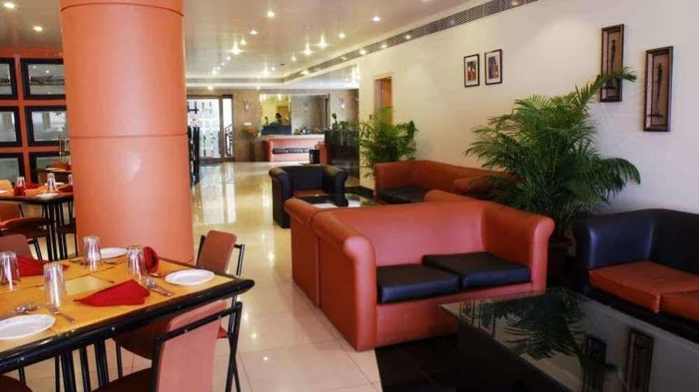 Vishwaratna Hotel Guwahati Eksteriør billede