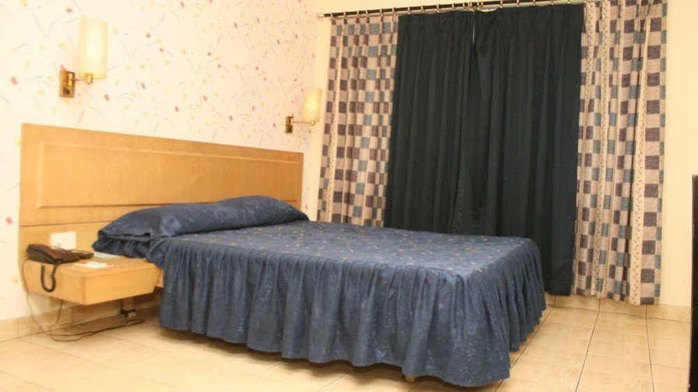 Vishwaratna Hotel Guwahati Eksteriør billede