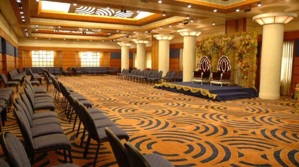Vishwaratna Hotel Guwahati Eksteriør billede