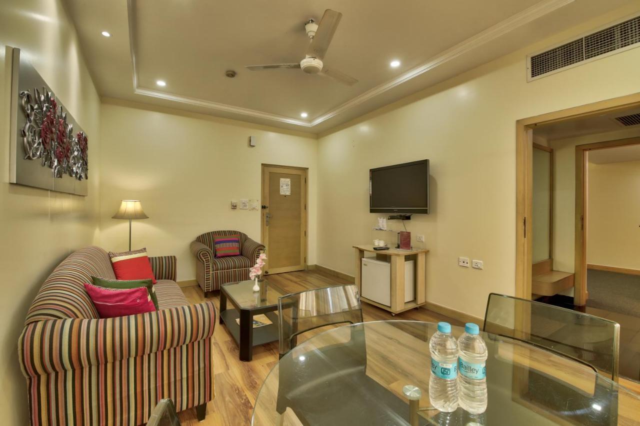Vishwaratna Hotel Guwahati Eksteriør billede