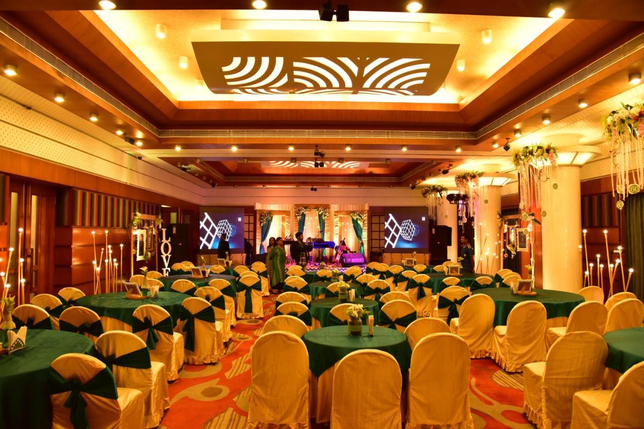 Vishwaratna Hotel Guwahati Eksteriør billede