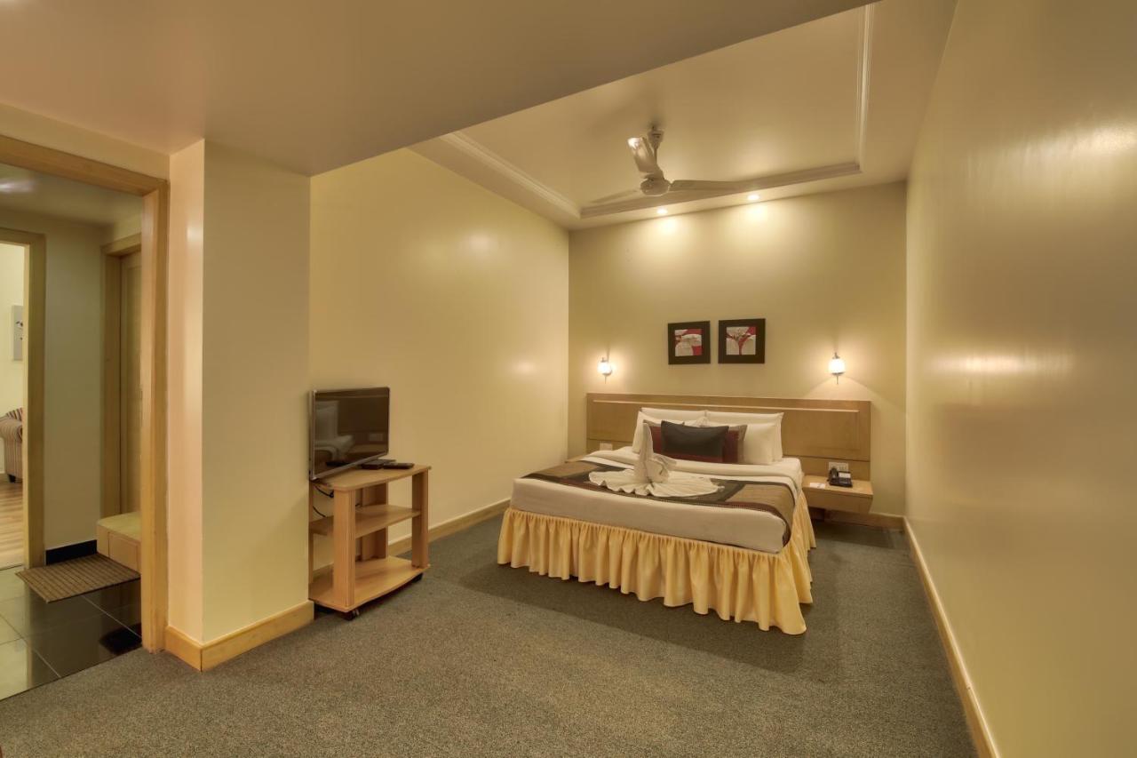 Vishwaratna Hotel Guwahati Eksteriør billede