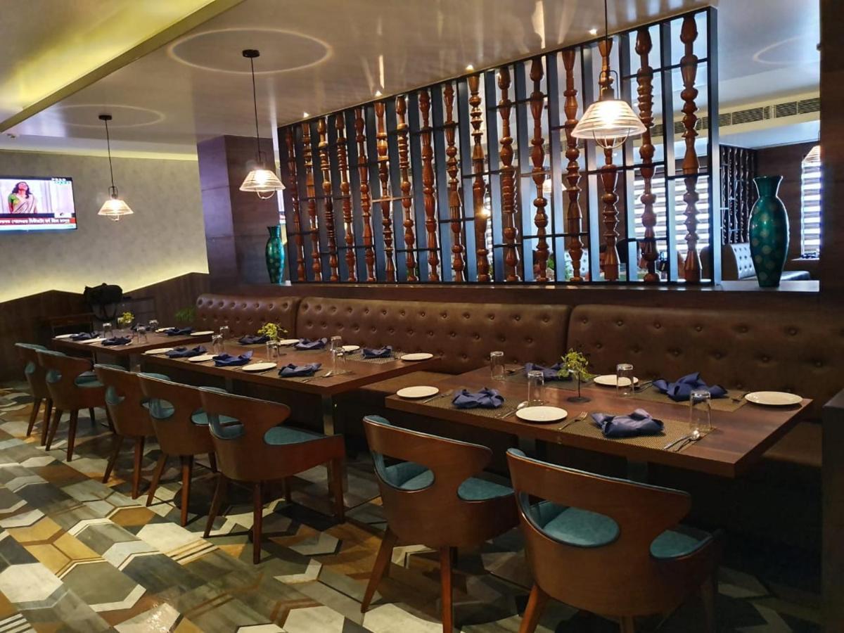 Vishwaratna Hotel Guwahati Eksteriør billede
